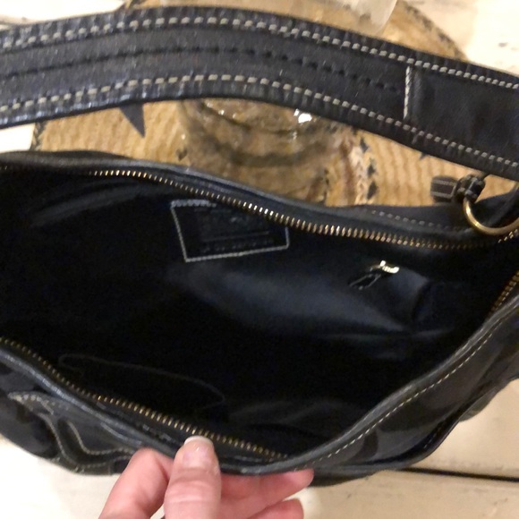 Coach purse - Picture 2 of 2